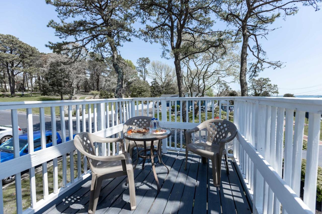 Мотель Ocean View Terrace Хемптон-Бейс Экстерьер фото